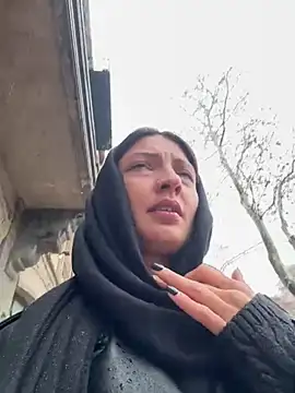 Snapshot of BabeRainbow chatting on February 6, 9:11 am BabeRainbow online show from February 6, 9:11 am