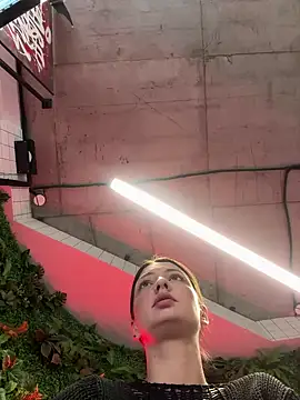 Snapshot of BabeRainbow chatting on February 27, 9:00 am BabeRainbow online show from February 27, 9:00 am