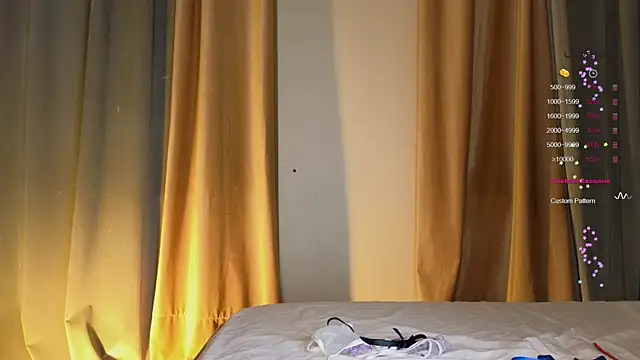 HunnyWifey online show from February 19, 3:17 am