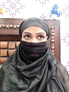 Snapshot of Yours-Bebo chatting on January 13, 8:47 am Yours-Bebo online show from January 13, 8:47 am