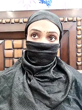 Snapshot of Yours-Bebo chatting on January 20, 5:06 pm Yours-Bebo online show from January 20, 5:06 pm