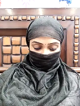 Snapshot of Yours-Bebo chatting on January 22, 6:31 pm Yours-Bebo online show from January 22, 6:31 pm