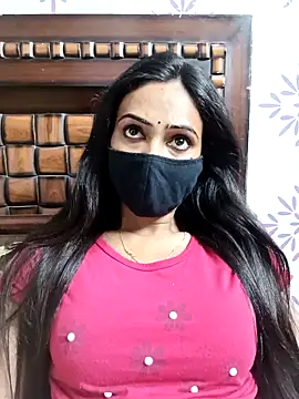 Yours-Bebo online show from April 2, 11:30 am