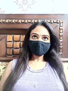 Snapshot of Yours-Bebo chatting on April 30, 1:06 pm Yours-Bebo online show from April 30, 1:06 pm