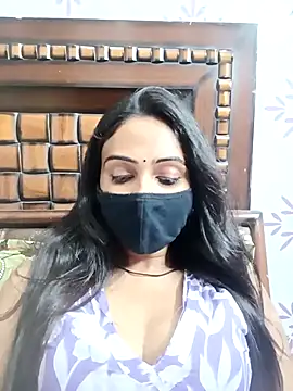 Snapshot of Yours-Bebo chatting on July 12, 2:08 pm Yours-Bebo online show from July 12, 2:08 pm