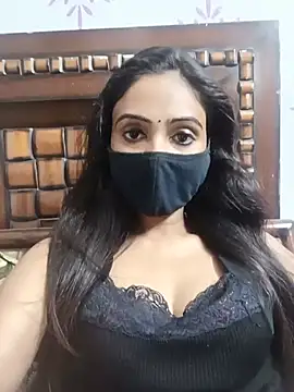 Snapshot of Yours-Bebo chatting on July 21, 7:00 am Yours-Bebo online show from July 21, 7:00 am