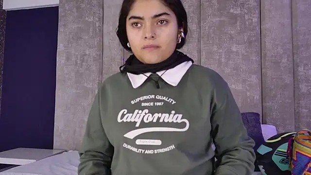 GiselOrtiz online show from December 18, 10:21 am