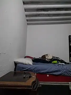 Danielitohot23cm online show from December 2, 6:30 am