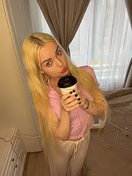 kayaangels online show from April 20, 3:26 pm