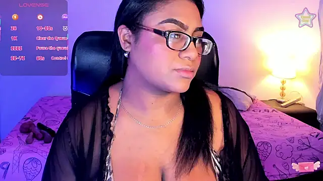 BlakmillerrGilson online show from April 14, 7:31 pm