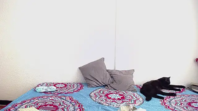 Snapshot of _joanne_and_oliver_ chatting on September 17, 5:14 pm joanne and oliver online show from September 17, 5:14 pm