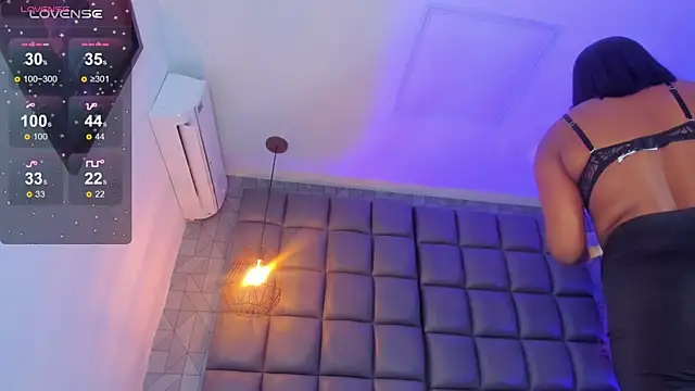 megan woll online show from February 3, 8:13 pm