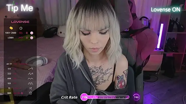 Kerry Kirk online show from October 2, 10:28 pm