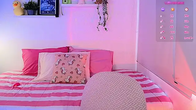 lilyy evanss online show from December 3, 9:13 pm