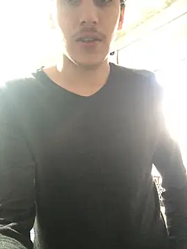 Snapshot of Babyhotbad chatting on November 1, 3:14 pm Babyhotbad online show from November 1, 3:14 pm