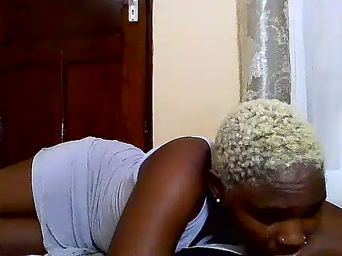 SexyKimberly23 online show from February 14, 7:43 pm