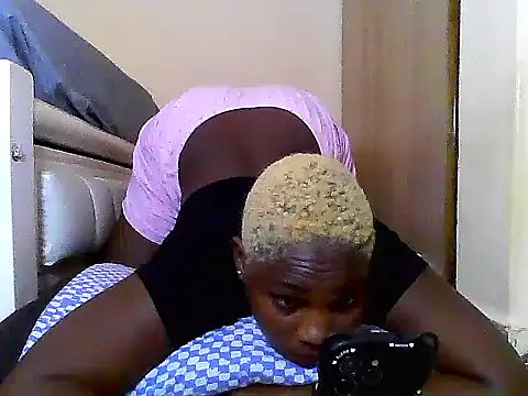 Snapshot of SexyKimberly23 chatting on June 12, 10:36 am SexyKimberly23 online show from June 12, 10:36 am