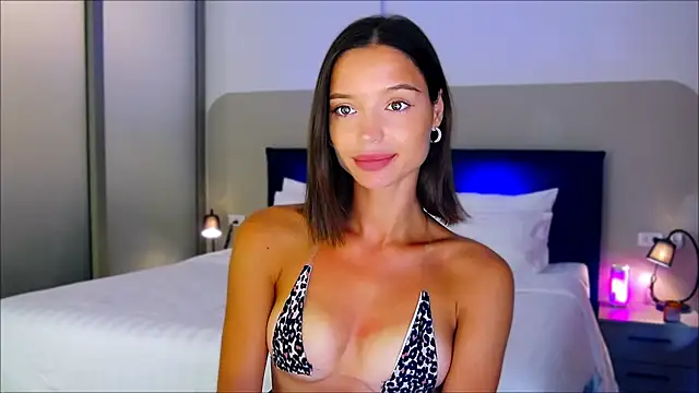 Snapshot of wow_Mia chatting on January 27, 1:59 am wow Mia online show from January 27, 1:59 am