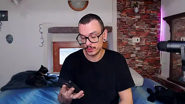 cek 186 online show from February 23, 9:50 am