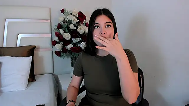 CamilaSofiia online show from February 28, 7:46 pm