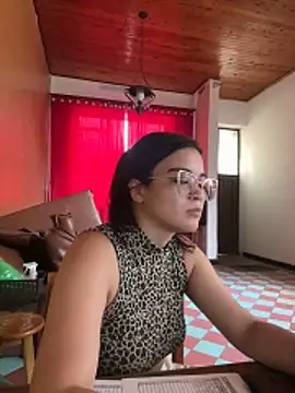 CamilaSofiia online show from March 4, 8:37 pm