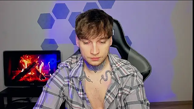 Chris Tyson online show from March 13, 1:21 am