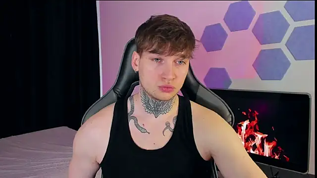 Chris Tyson online show from March 18, 4:26 am