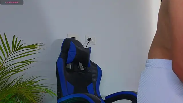 EdwardRoss  online show from November 1, 8:00 pm