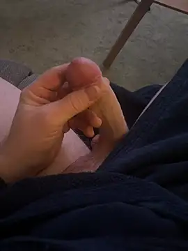 Snapshot of pietpietersen chatting on January 7, 9:25 pm pietpietersen online show from January 7, 9:25 pm