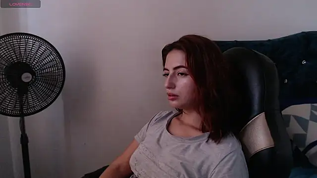 Snapshot of Kate_lorens9 chatting on January 21, 9:36 pm Kate lorens9 online show from January 21, 9:36 pm
