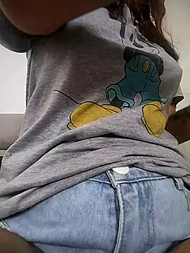 Snapshot of Kate_lorens9 chatting on October 9, 3:32 pm Kate lorens9 online show from October 9, 3:32 pm