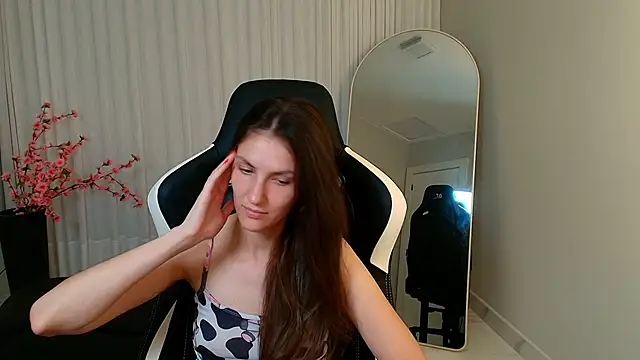 upssnowy online show from November 5, 6:41 pm