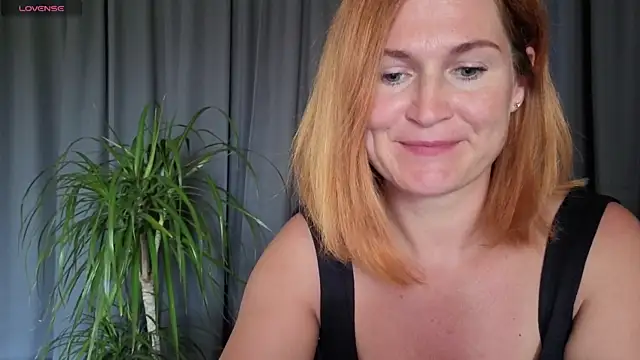 Snapshot of Sheandhim23 chatting on May 28, 11:07 am Sheandhim23 online show from May 28, 11:07 am