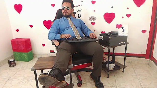 KalethBigDick online show from March 4, 10:21 am