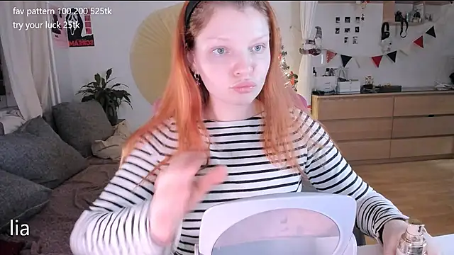 lil lia online show from January 16, 8:02 pm