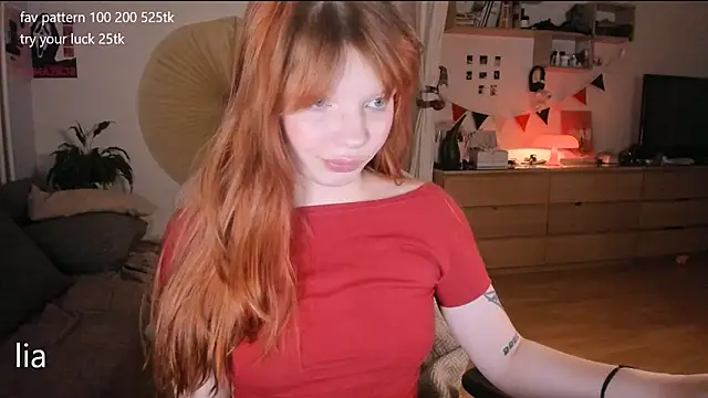 lil lia online show from March 12, 10:49 pm