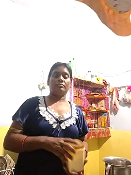 Snapshot of priyadarshiPRIYASEXCPL223 chatting on April 18, 1:48 pm priyadarshiPRIYASEXCPL223 online show from April 18, 1:48 pm