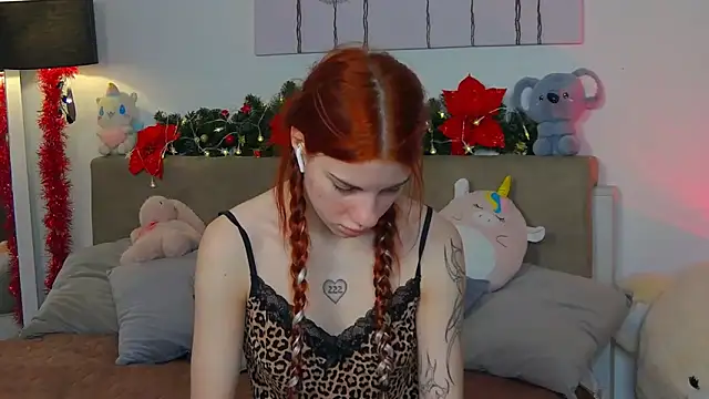 CassKiera online show from December 20, 6:09 am