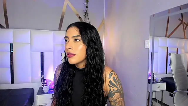 Snapshot of magic_marg chatting on December 5, 9:06 pm magic marg online show from December 5, 9:06 pm