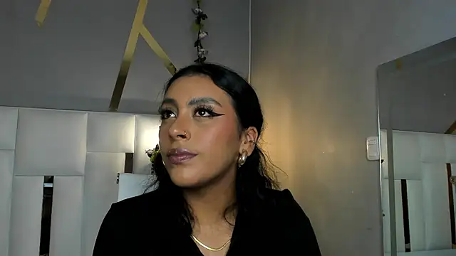 Snapshot of magic_marg chatting on December 28, 9:19 pm magic marg online show from December 28, 9:19 pm