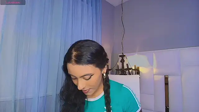 Snapshot of magic_marg chatting on March 20, 9:02 pm magic marg online show from March 20, 9:02 pm