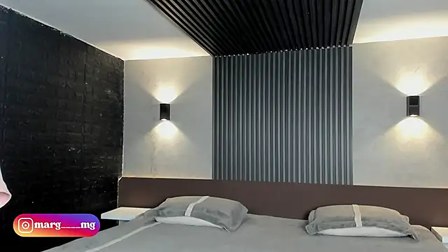 Snapshot of magic_marg chatting on September 10, 8:53 pm magic marg online show from September 10, 8:53 pm