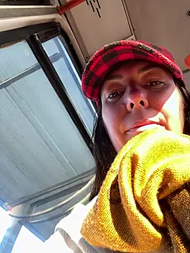 eveangelll online show from March 13, 5:14 am