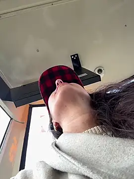 eveangelll online show from March 24, 5:12 am