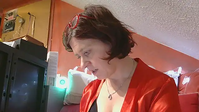 lanax online show from November 4, 1:21 pm