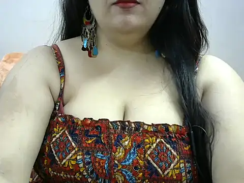 Snapshot of Shruti_139 chatting on September 23, 6:33 pm Shruti 139 online show from September 23, 6:33 pm