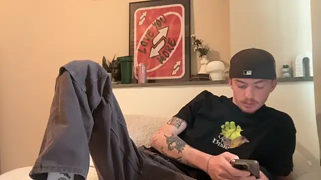 Snapshot of younghungginger chatting on December 7, 8:05 pm younghungginger online show from December 7, 8:05 pm