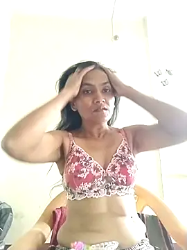 Snapshot of sunita6009 chatting on April 26, 8:01 am sunita6009 online show from April 26, 8:01 am