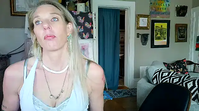 Glamazonx online show from March 27, 11:37 pm