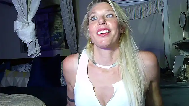 Glamazonx online show from July 22, 11:51 pm